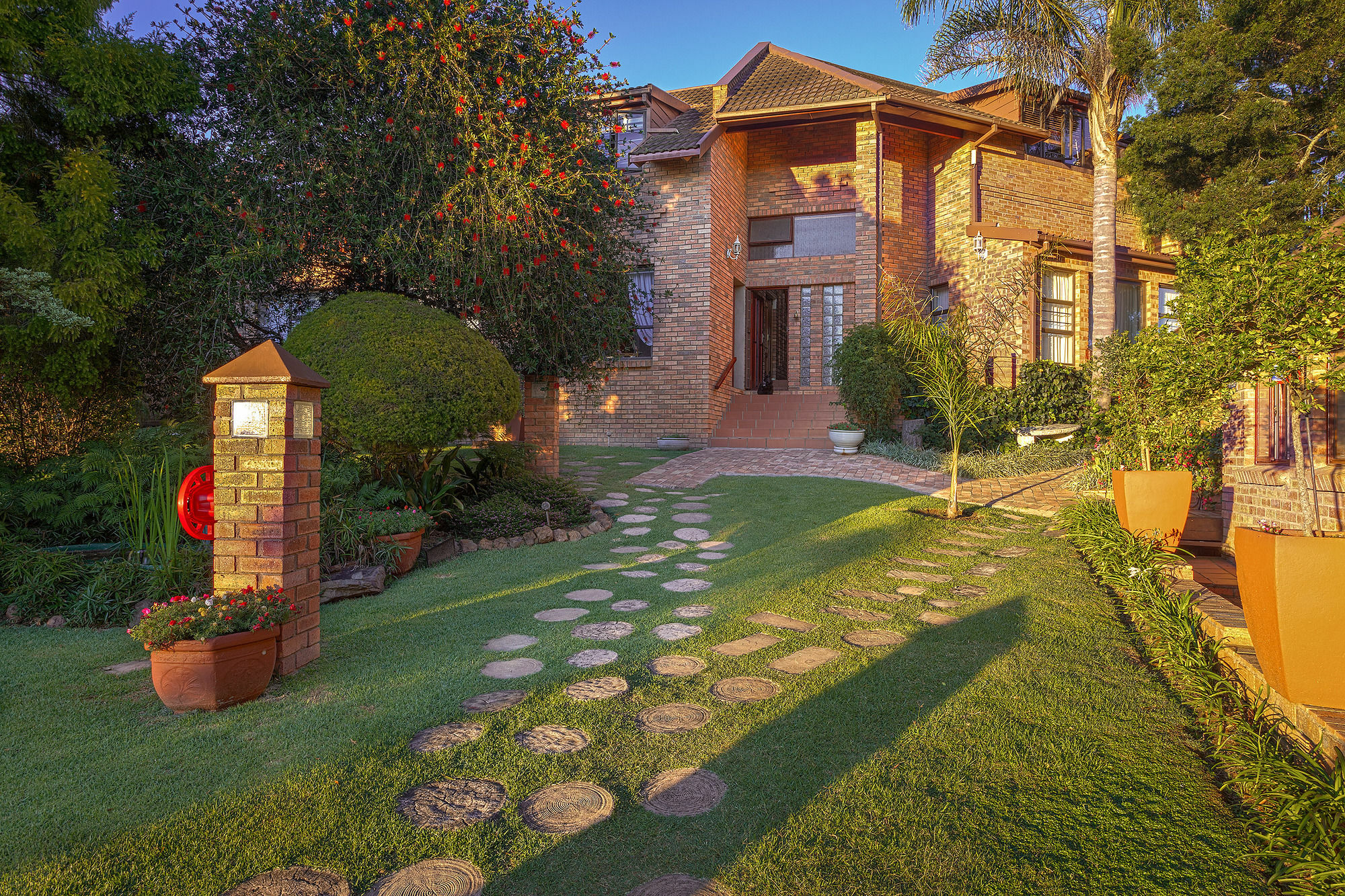 Jenny'S Guest House Grahamstown Exterior foto